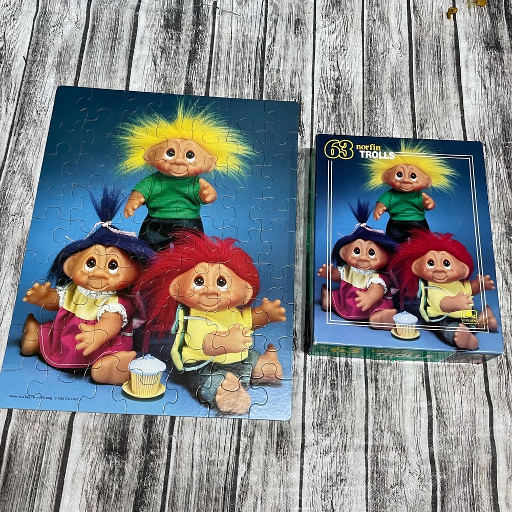 11.5”x15” 63 piece VINTAGE 1992 Norfin Trolls Golden puzzle #5465B EUC